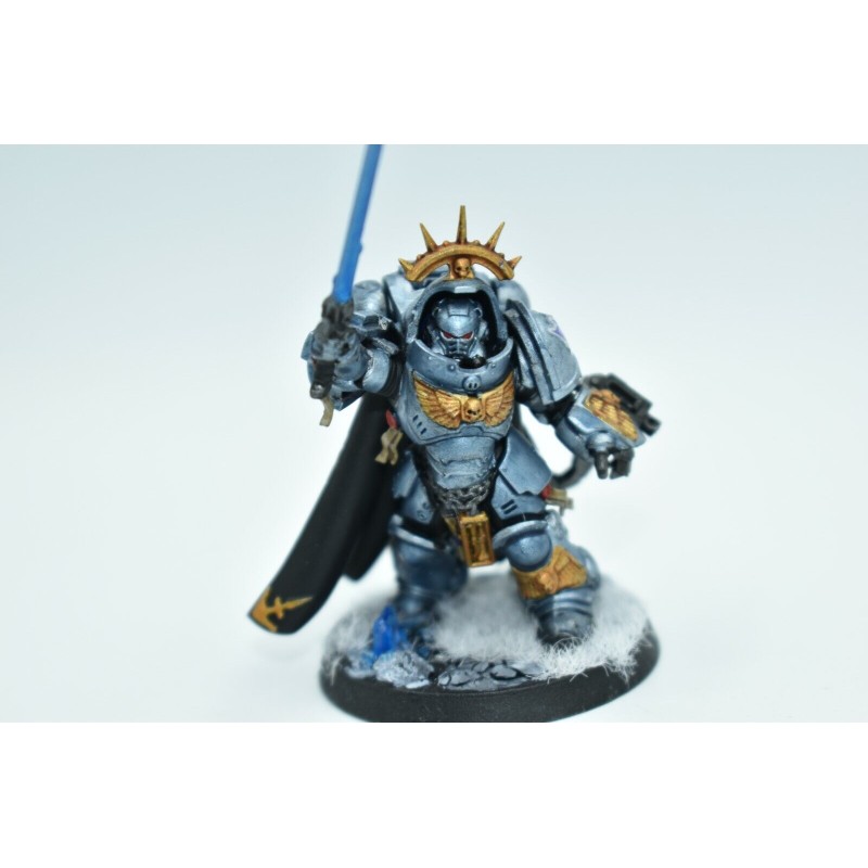 Captain in gravis armour