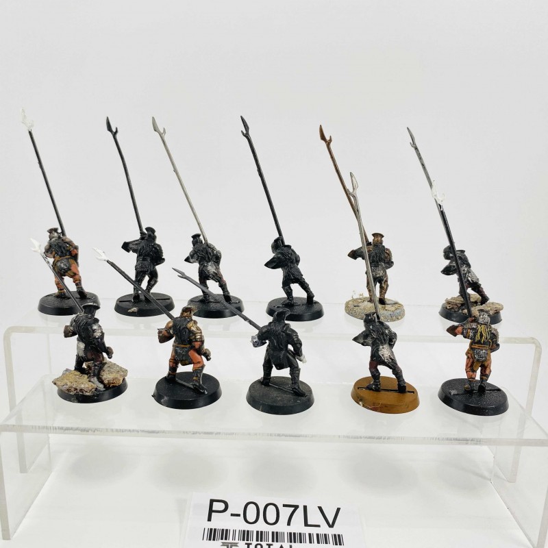 Pikes Uruk-hai warriors