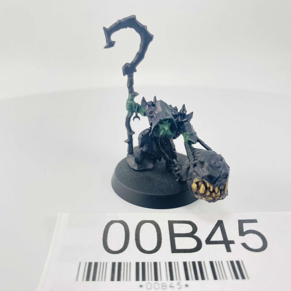 Squigboss with Gnasha-squig